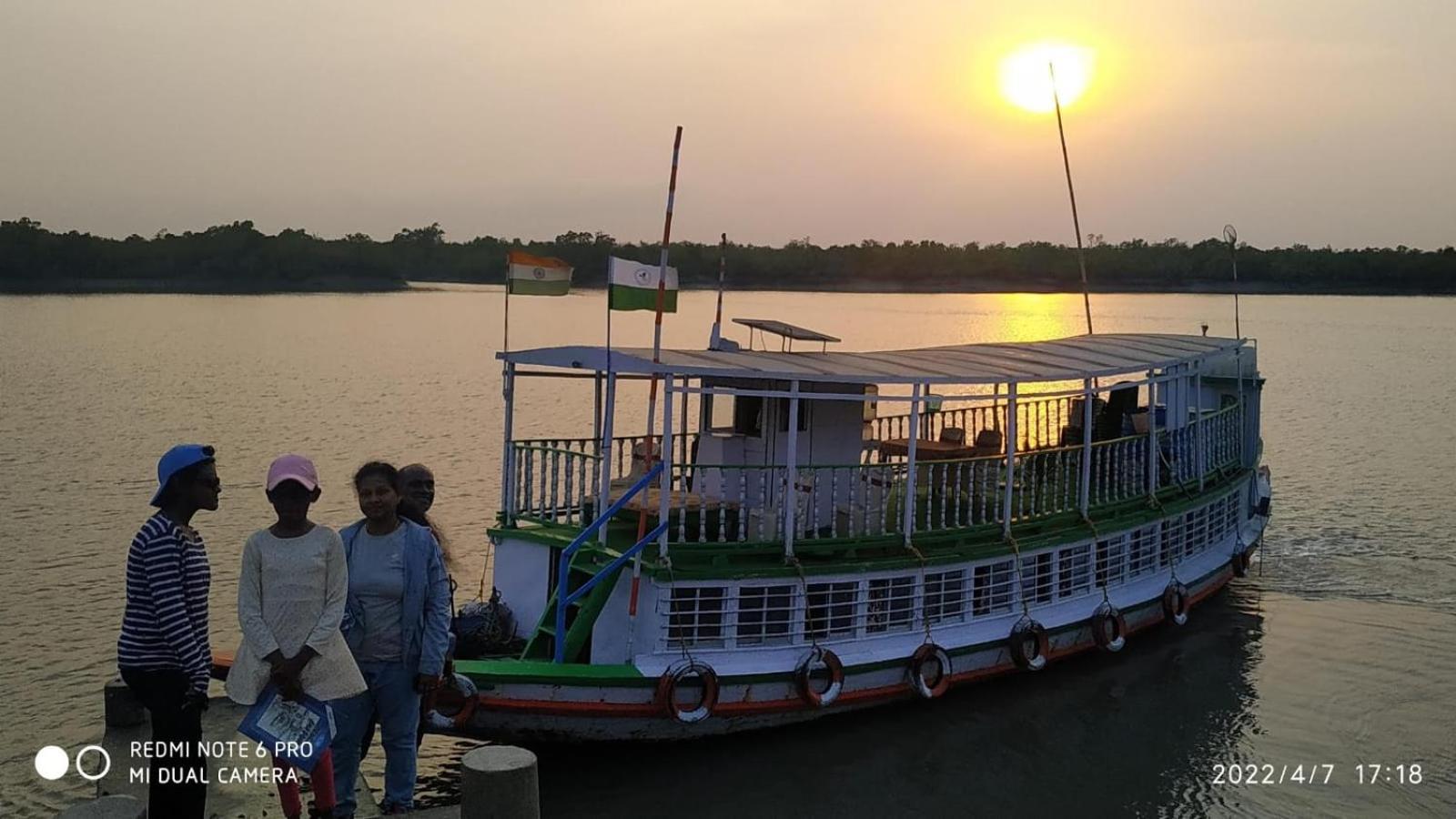 Sundarban Tiger Roar Resort Purbbadulki Bagian luar foto