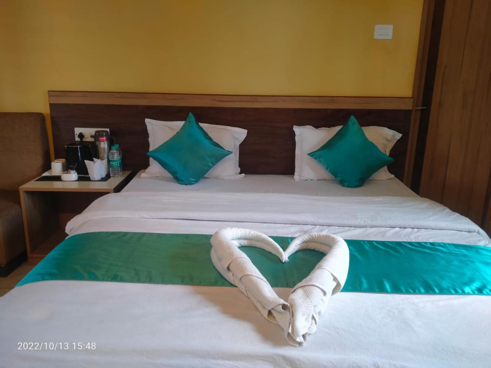 Sundarban Tiger Roar Resort Purbbadulki Bagian luar foto